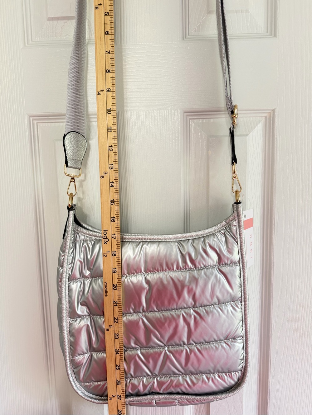 NWT UNNI Silver Metallic Puffer Crossbody Bag Quilted Lightweight Purse - Picture 4 of 8